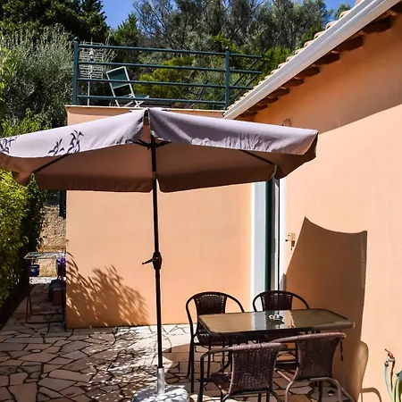 Athina Apartment Kariotai