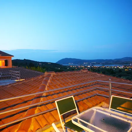 Apartment Athina Kariotai