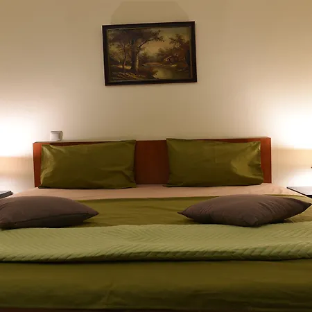 Athina Apartment Kariotai